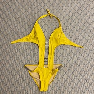 Zeki yellow cutout one piece